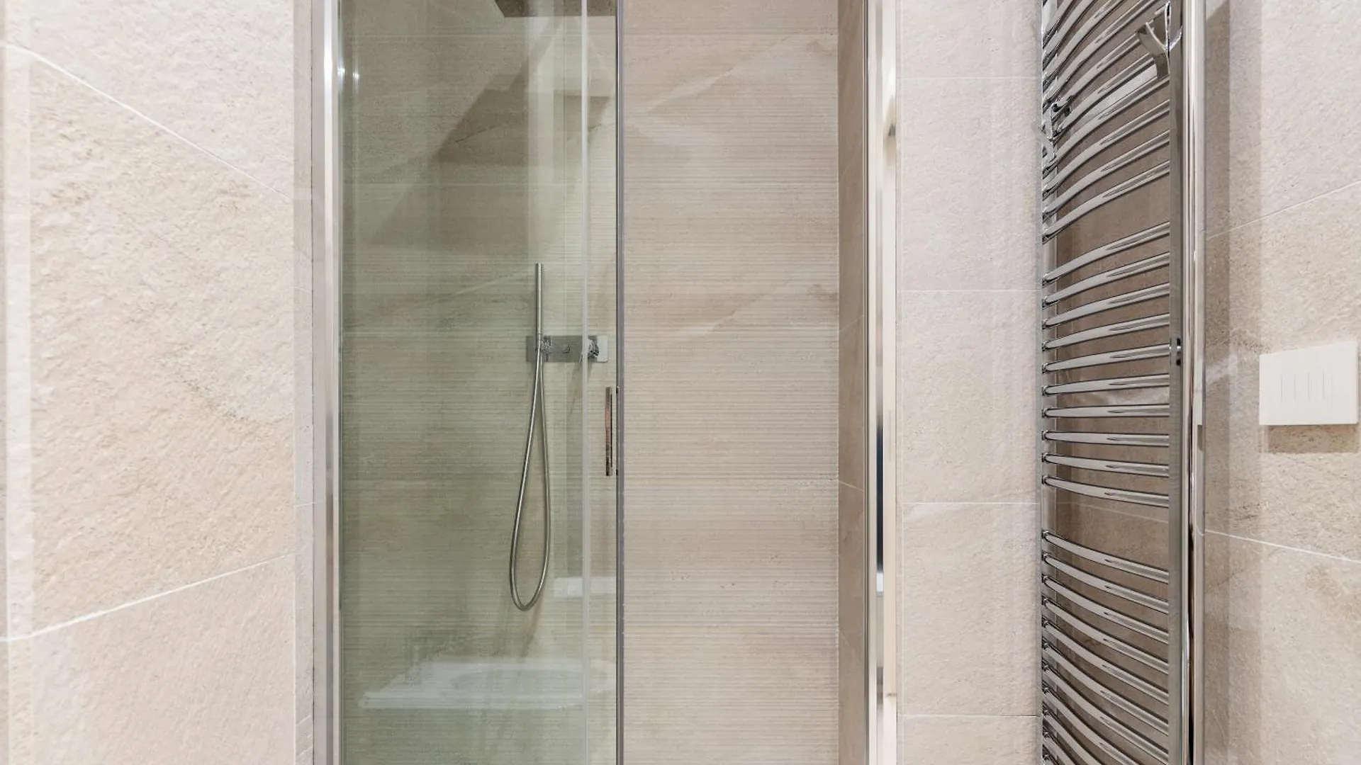 Διαμέρισμα Splendido Trilocale A Milano: Comfort E Stile